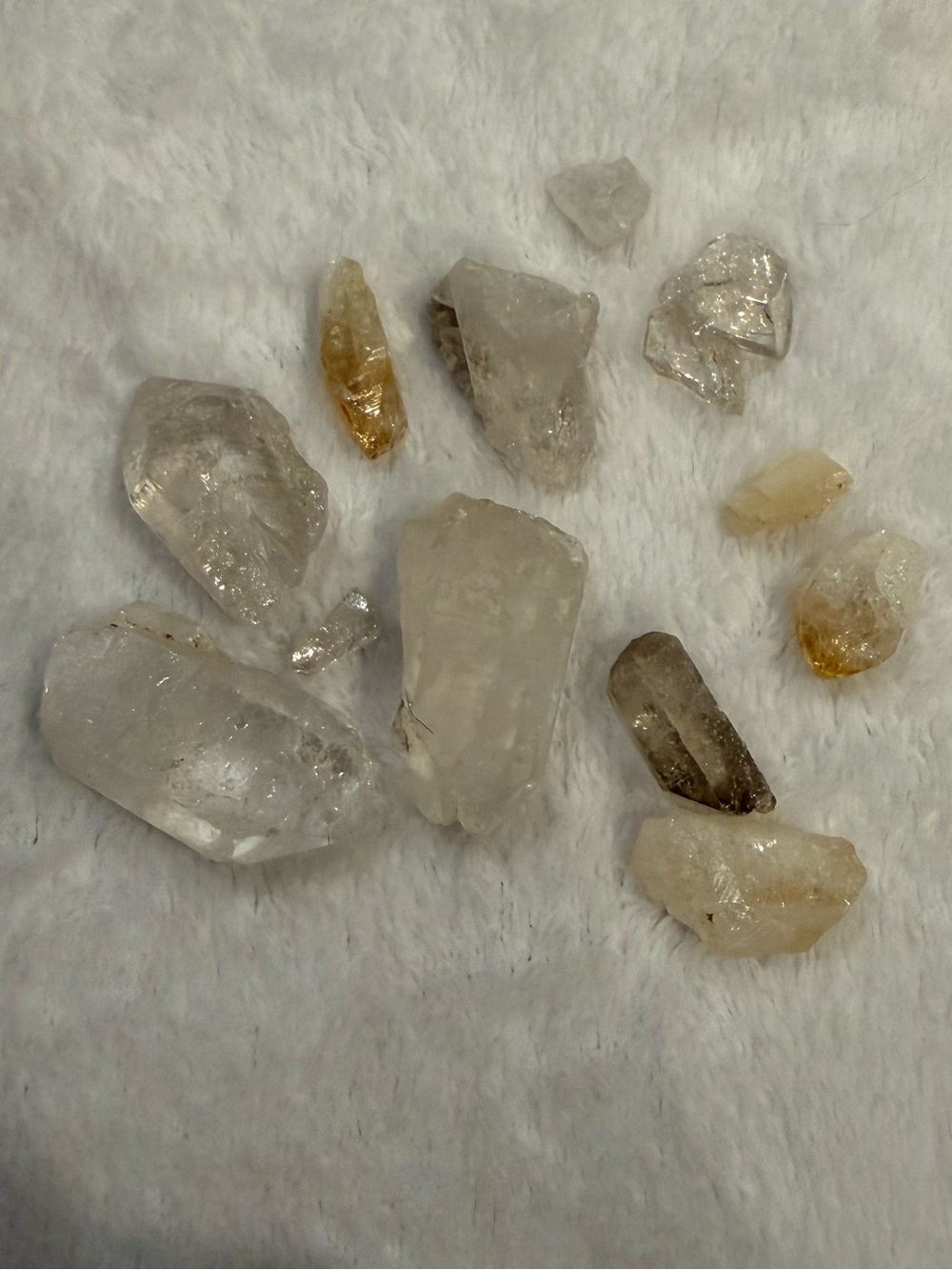 Natural Clear Quartz Crystal Chip And Cluster Set - Neutral Tones